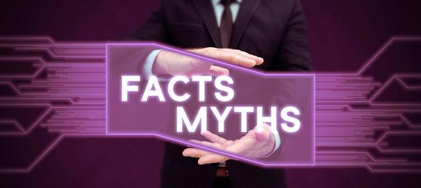 Schilder mit Fakten Mythen, Business Schaufenster Arbeit basiert auf Phantasie und nicht auf dem Unterschied im realen Leben - Foto, Bild