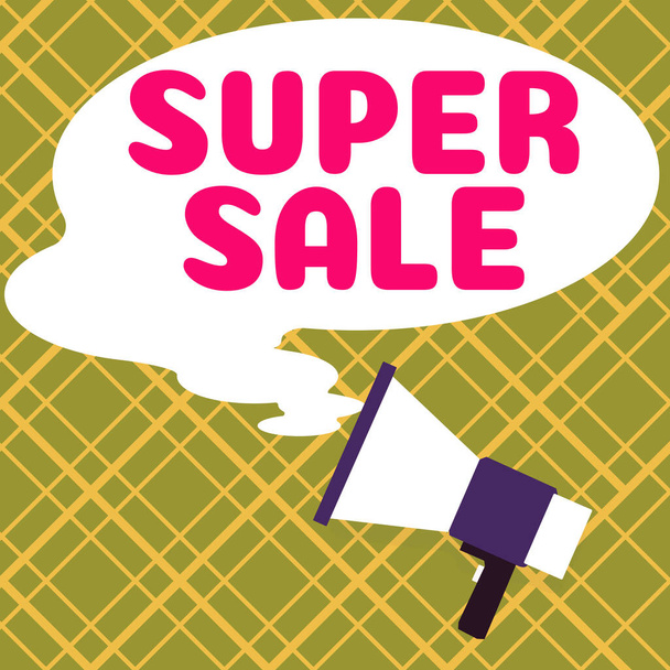 Szöveg megjelenítése Super Sale, Word for offering exceptional discounts on selected products and services - Fotó, kép
