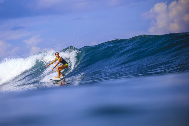 Surfer girl on Amazing Blue Wave - Фото, зображення
