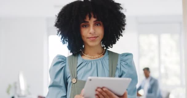 Face, business and black woman with tablet, connection and social media. Portrait, African American female or leader for digital marketing, fintech or communication for brand development or corporate. - Felvétel, videó