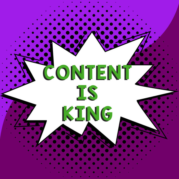Señal de escritura a mano El contenido es el rey, Visión general del negocio El contenido es el corazón de las estrategias de marketing actuales - Foto, Imagen