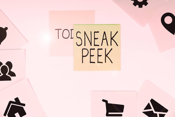 Konzeptionelle Anzeige Sneak Peek, Geschäftsidee Gelegenheit, etwas zu sehen, bevor es offiziell vorgestellt wird - Foto, Bild