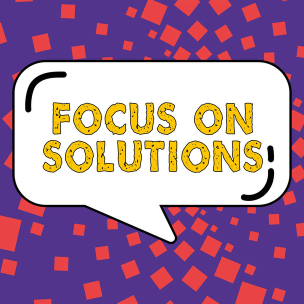 Text sign showing Focus On Solutions, Business overview powerful practical way to achieve positive change - Foto, Imagen
