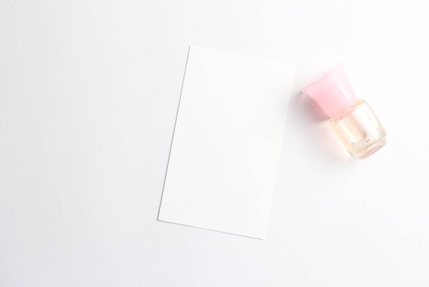 perfume bottle and copyspace on a white background. - Foto, imagen
