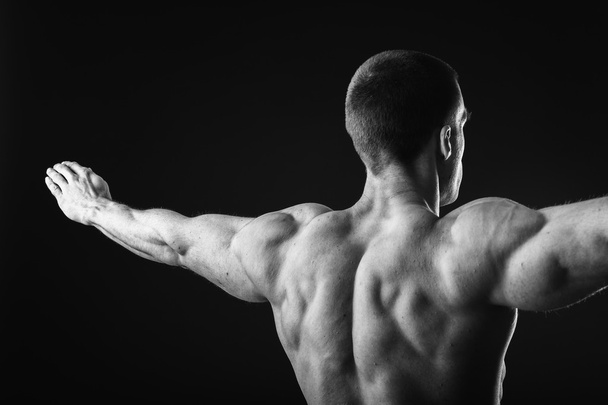 Musclé homme bodybuilder
 - Photo, image