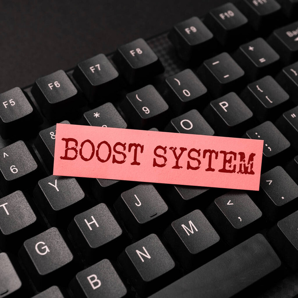 Podpis tekstowy prezentujący Boost System, Koncepcja oznacza Odmłodzić Upgrade Wzmocnić Zdrowsze podejście holistyczne - Zdjęcie, obraz