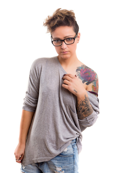 Hermosa mujer tatuada
 - Foto, imagen