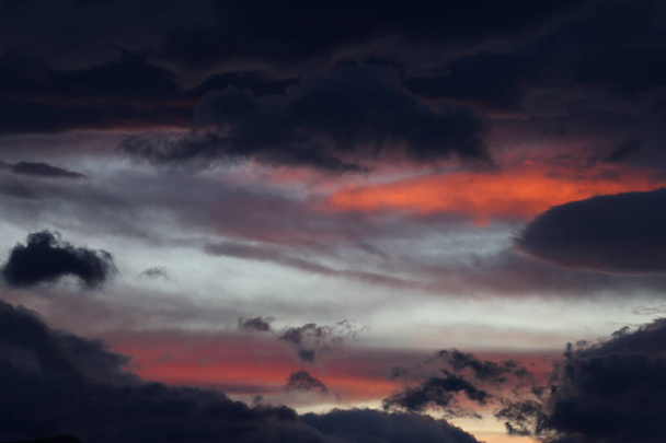 belo céu por do sol com nuvens - Foto, Imagem