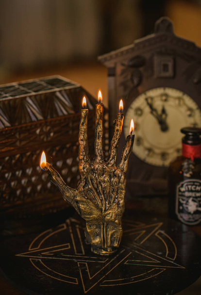 Hand of fatum. Illustration of fate. Concept of esotericism and astrology, old and new magic - Fotografie, Obrázek