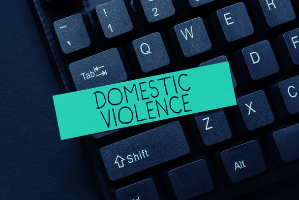 Натхнення, що показує ознаку домашнього насильства, ділового підходу насильницької або образливої поведінки, спрямованої однією сім'єю або членом сім'ї
 - Фото, зображення