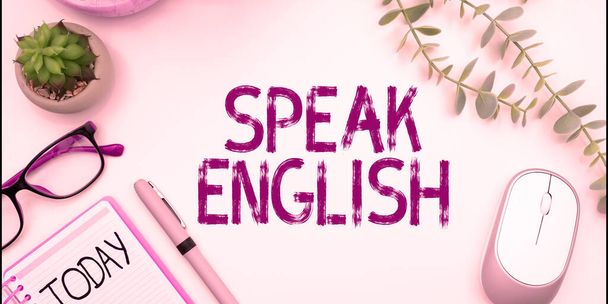 Εγγραφείτε εμφανίζοντας Speak Αγγλικά, Επιχειρηματική ιδέα Μελετήστε μια άλλη ξένη γλώσσα σε απευθείας σύνδεση λεκτικά μαθήματα - Φωτογραφία, εικόνα