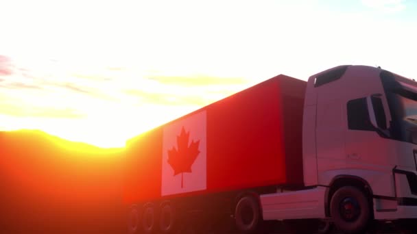 Vrachtwagens uit Canada laden of lossen in het magazijn. Vrachtwagens met Canada vlag. - Video