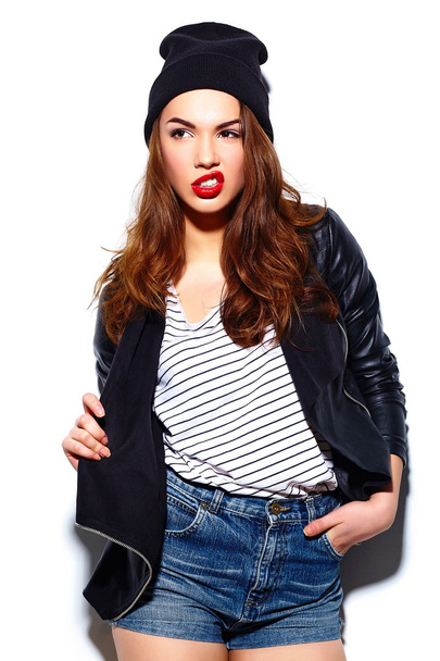High fashion look.glamor stylish beautiful  young happy smiling woman model with red lips  in casual cloth in black beanie - Foto, afbeelding