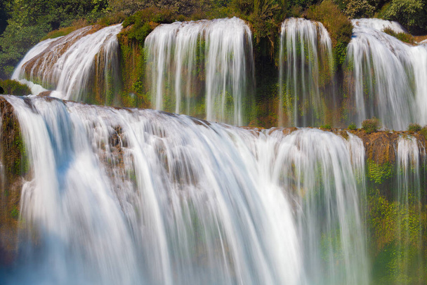 Ban Gioc waterfall on the border of Vietnam and China - Fotografie, Obrázek