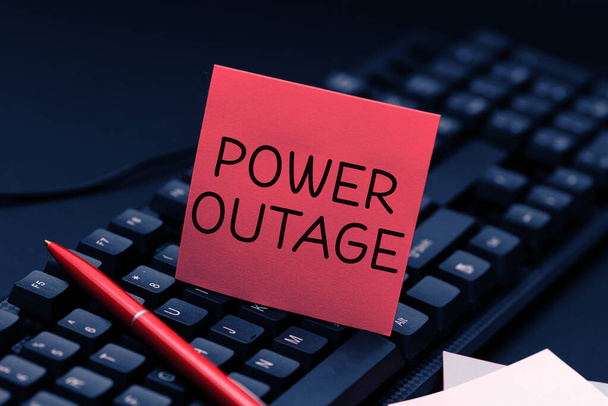 Χειρόγραφο κείμενο Power Outage, Επιχειρηματική επισκόπηση Η ικανότητα να επηρεάσει τους συνομήλικους για την επίτευξη των στόχων - Φωτογραφία, εικόνα