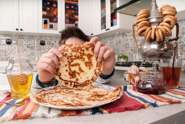 Boy eats the pancakes - Photo, Image