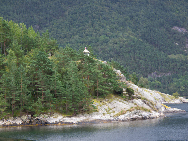 Ship cruise in the norwegian fjords - Foto, afbeelding