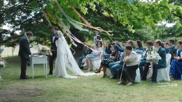 Düğün töreni İtalya, bir sıra 2 çekim - Video, Çekim