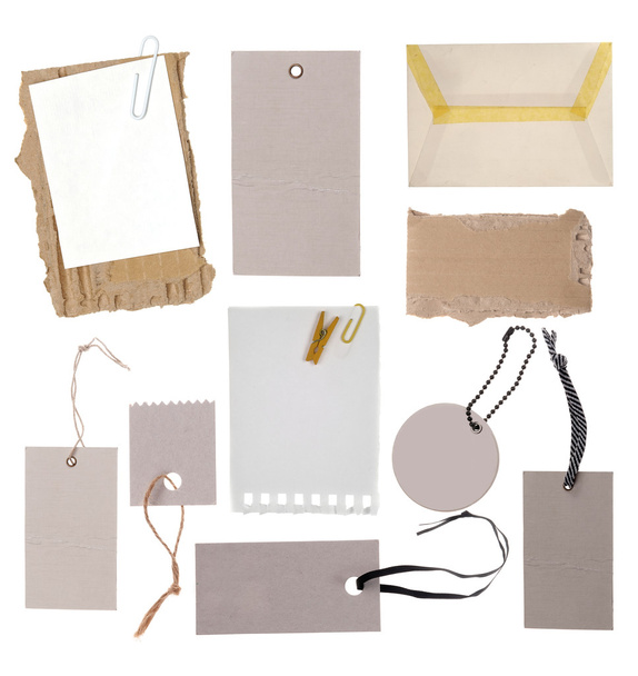 Colección de etiquetas de papel de cartón en blanco
 - Foto, imagen