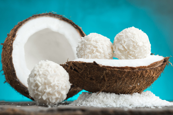 Домашнього кокосової солодощі
 - Фото, зображення