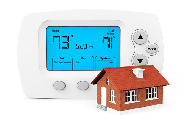 Современный программный термостат с маленьким домом
 - Фото, изображение