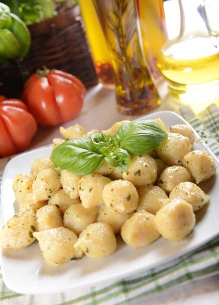 Gnocchi sajt és paradicsom - Fotó, kép