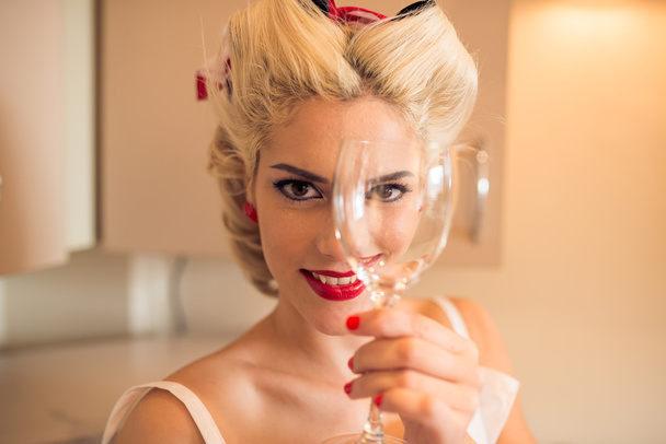 Woman with wineglass - Fotografie, Obrázek
