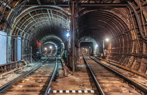 Two subway tunnel - Foto, afbeelding