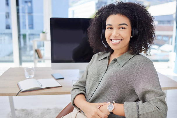 Call center, portrait and black woman, technical support agent or help desk person for service goals, target and smile. Happy customer care, telemarketing or telecom consultant or crm worker face. - Foto, afbeelding