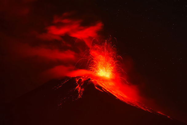 Tungurahua volcano explosion on february 2014 at night - Photo, Image