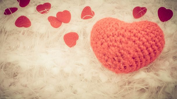 Crochê tricotar coração vermelho isolado
 - Foto, Imagem