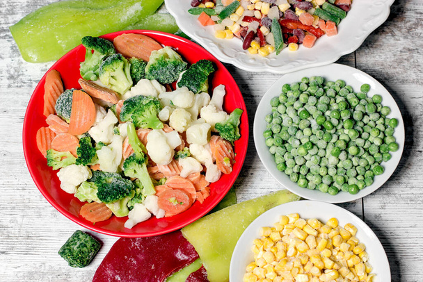 Frozen vegetables, quick frozen vegetables retain all the nutrients - healthy eating - Fotoğraf, Görsel