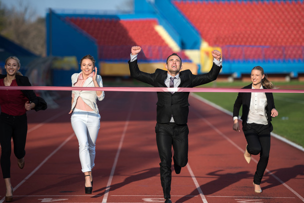 επιχειρηματίες που τρέχει στο Αγώνων στίβου - Φωτογραφία, εικόνα