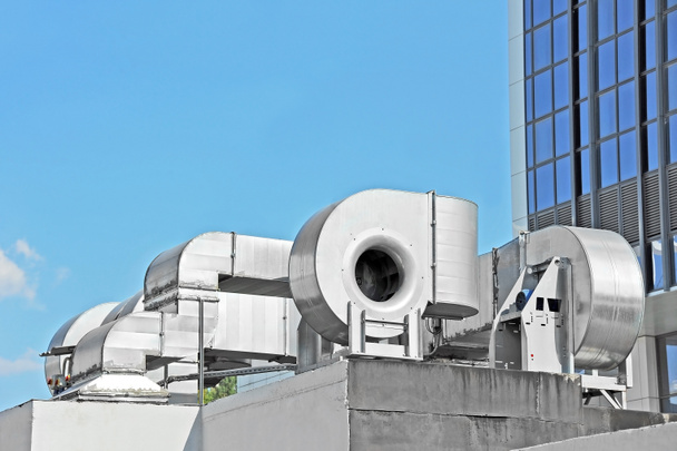 Sistema de ventilación industrial
 - Foto, Imagen