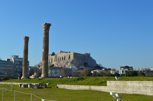 アテネ ・ アクロポリスでゼウスの神殿 Colloumns - 写真・画像