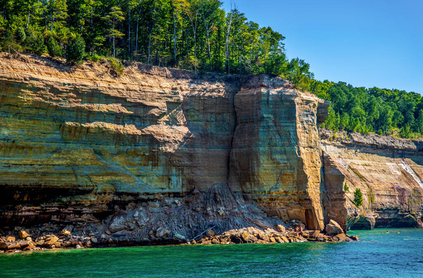 Scenic Pictured Rock Lakeshore from lake Superior Northern Michigan - Zdjęcie, obraz