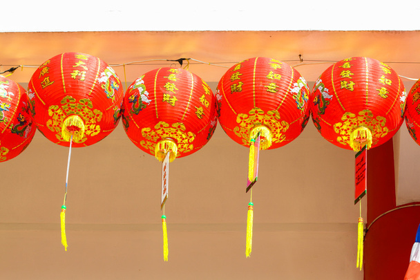 Κινεζικά φανάρια, σε ημέρα των κινεζικών νέων ετών. Επέτειος στη νέα ημέρα. Φανάρια στον ναό της Κίνας - Φωτογραφία, εικόνα