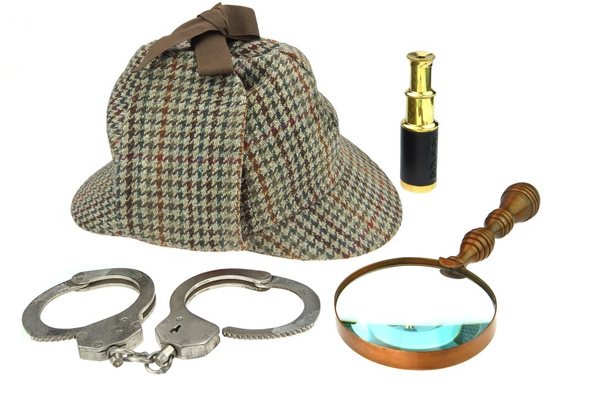Deerstalker Hat, Magnifier, Handcuffs and Spyglass - Photo, Image