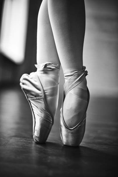 Feet of dancing girl - Фото, изображение