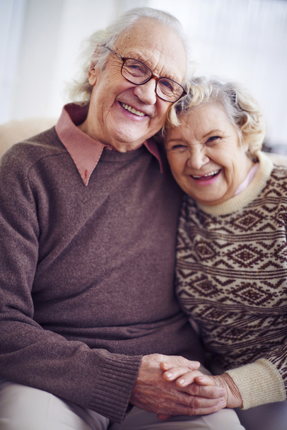 Feliz pareja de ancianos
 - Foto, Imagen