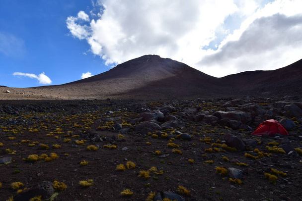 Acamarachi puna de atacama Andes Chile climbing. High quality photo - Foto, immagini