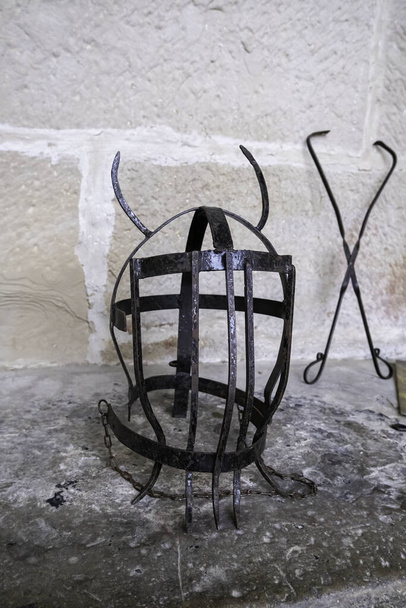 Detail of old medieval and inquisition instruments for torture - 写真・画像