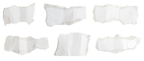 un trozo de papel blanco sobre un fondo blanco aislado - Foto, imagen