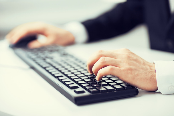 man hands typing on keyboard - Fotografie, Obrázek