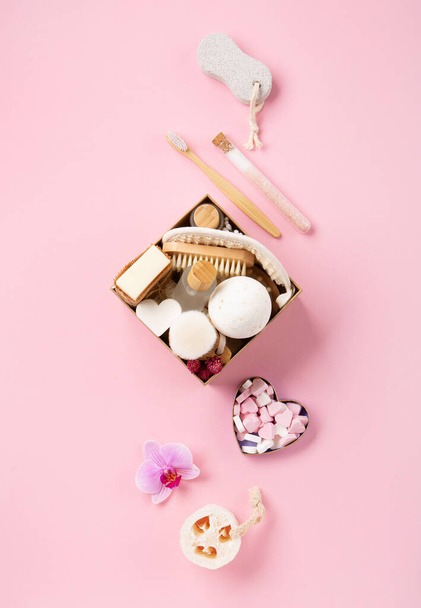 Natural eco friendly beauty skin care products concept. Zero waste bathroom, spa accessories on pink background. Eco friendly self care gift package for mothers, womans day, valentines day. - Fotografie, Obrázek