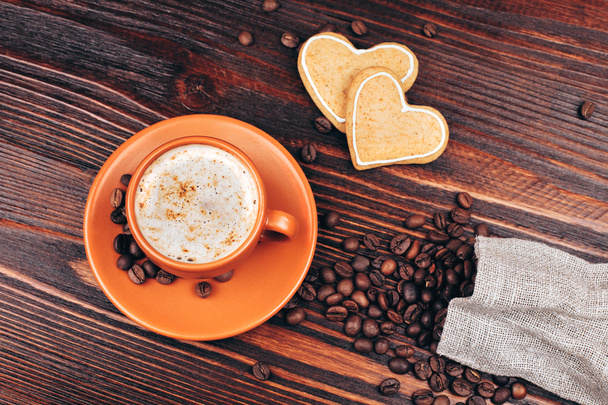 káva s cookies a kávová zrna - Fotografie, Obrázek