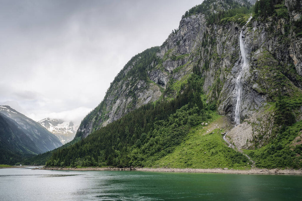 Stillup Lake and mountain alpine waterfalls Austria, Tyrol. - Fotoğraf, Görsel