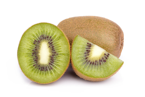 Fruta kiwi cortada isolada sobre fundo branco - Foto, Imagem