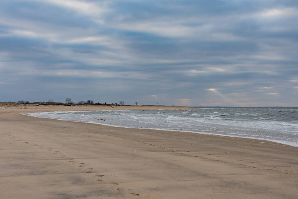 A Winter Afternoon Walk on North Beach, Sandy Hook NJ USA, Middletown Township, New Jersey - Foto, Imagen