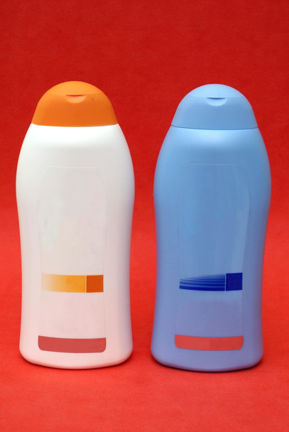 Garrafas de produtos de higiene pessoal
 - Foto, Imagem